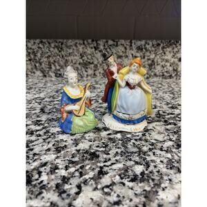 Lot Of 2 Vtg Occupied Japan (1945-1952) Figurines Porcelain Couple Mandolin